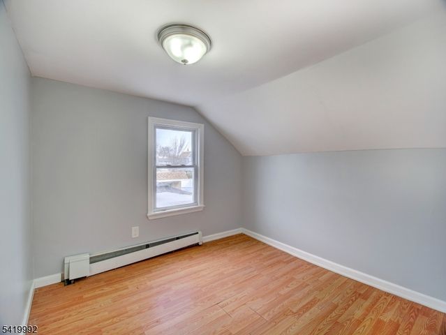 196 Lafayette St, Rahway City, NJ 07065