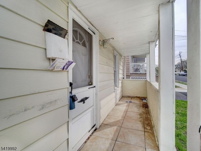 196 Lafayette St, Rahway City, NJ 07065