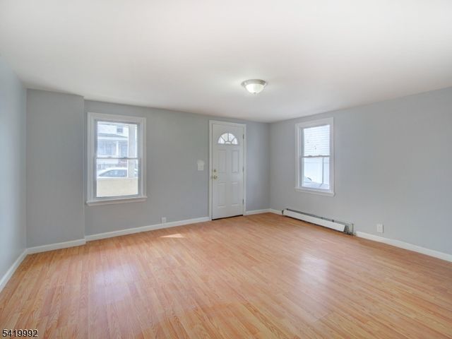 196 Lafayette St, Rahway City, NJ 07065