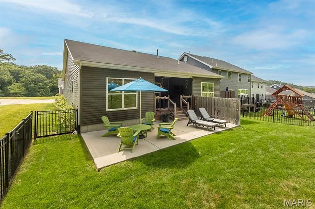 922 Boulder Crest Court, Eureka, MO 63025