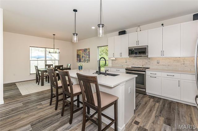 922 Boulder Crest Court, Eureka, MO 63025