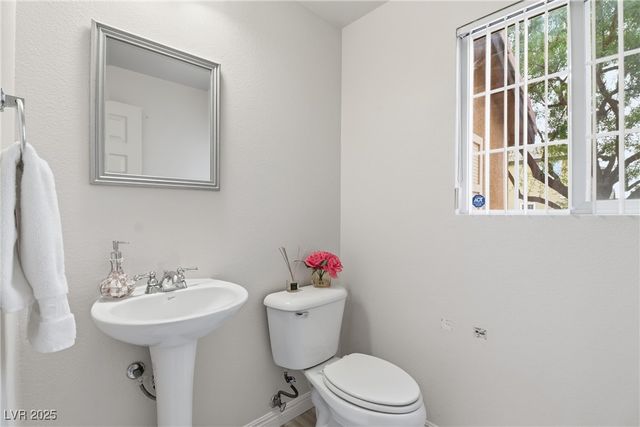 4420 Acropolis Avenue, North Las Vegas, NV 89031