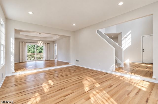 9 Schindler Way, Livingston Twp., NJ 07039