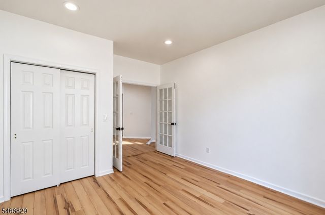 9 Schindler Way, Livingston Twp., NJ 07039