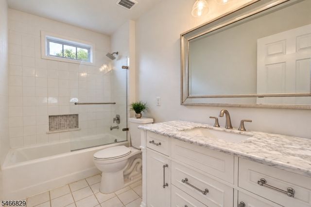 9 Schindler Way, Livingston Twp., NJ 07039