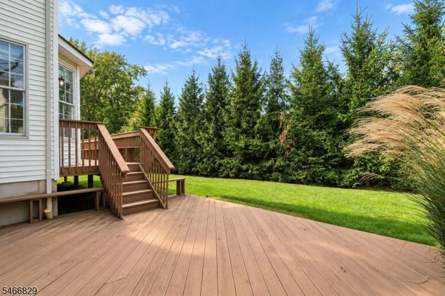 9 Schindler Way, Livingston Twp., NJ 07039