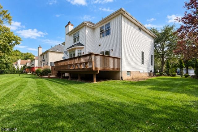 9 Schindler Way, Livingston Twp., NJ 07039