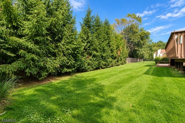9 Schindler Way, Livingston Twp., NJ 07039