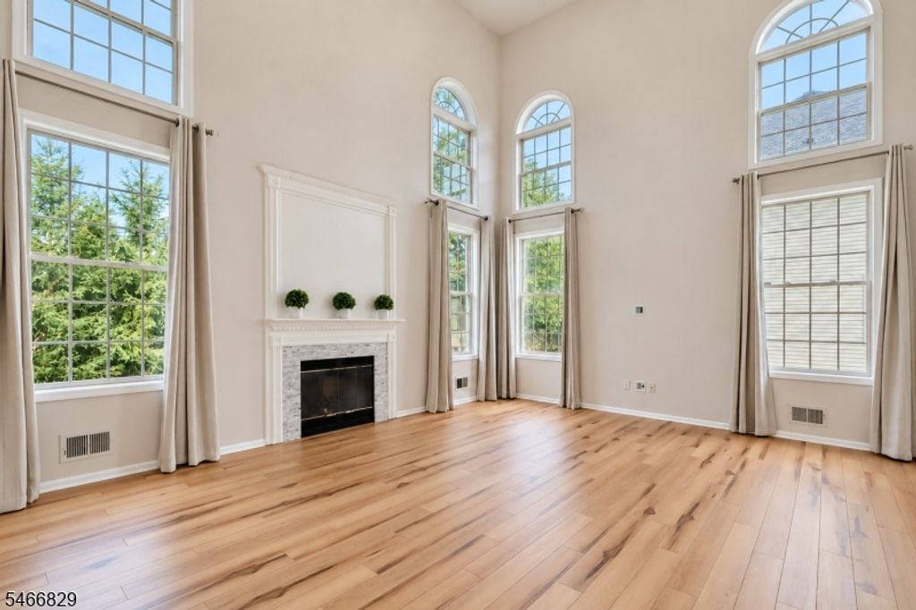 9 Schindler Way, Livingston Twp., NJ 07039 — photo 5