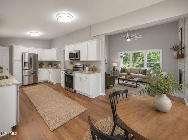 121 Northeast Hill Drive, Abingdon, VA 24210