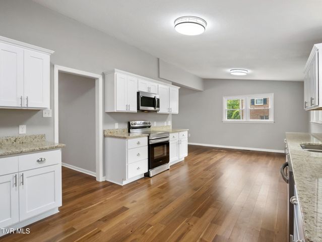 121 Northeast Hill Drive, Abingdon, VA 24210