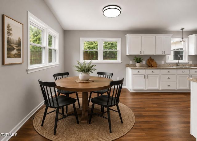 121 Northeast Hill Drive, Abingdon, VA 24210