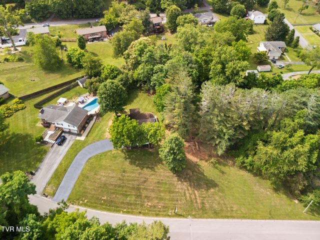 121 Northeast Hill Drive, Abingdon, VA 24210
