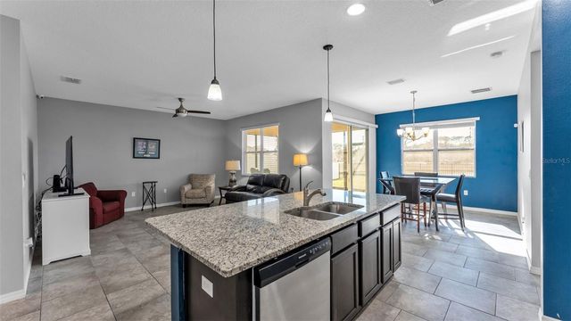 2772 CANYON CREST DRIVE, Lakeland, FL 33811