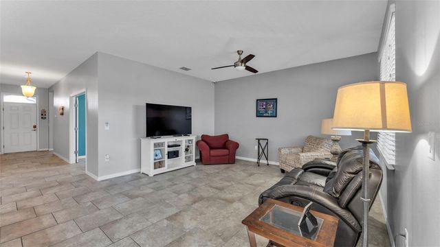 2772 CANYON CREST DRIVE, Lakeland, FL 33811