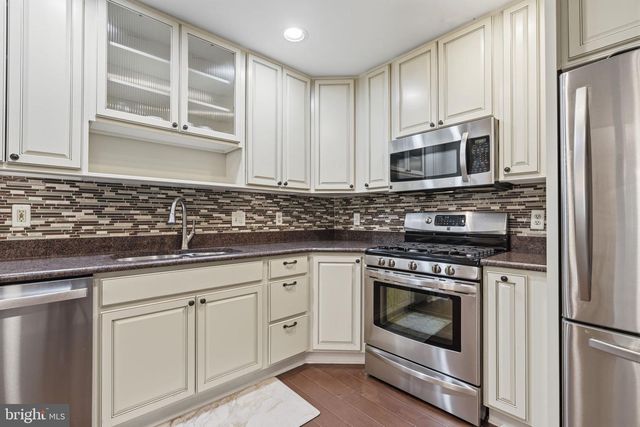 6705 SPRUCE MILL DR, Yardley, PA 19067