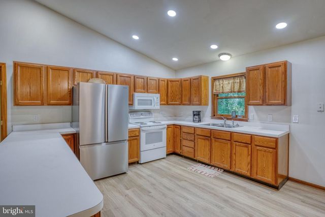 979 BARNEY JENKINS RD, Felton, DE 19943