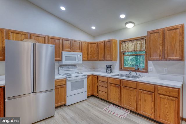 979 BARNEY JENKINS RD, Felton, DE 19943