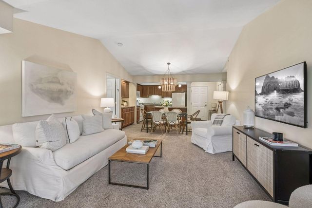 1350 Douglas Drive N 309, Golden Valley, MN 55422