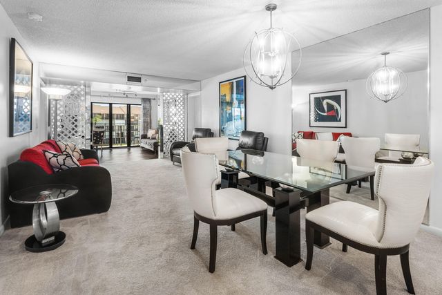 1301 Seafarer Circle 403, Jupiter, FL 33477
