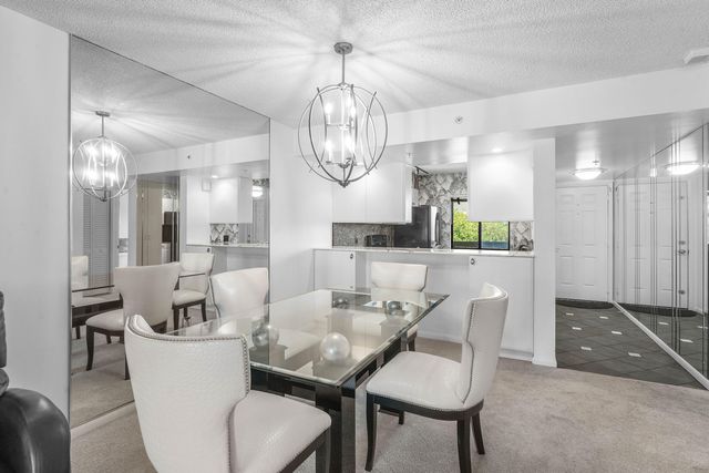 1301 Seafarer Circle 403, Jupiter, FL 33477