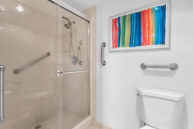 1301 Seafarer Circle 403, Jupiter, FL 33477