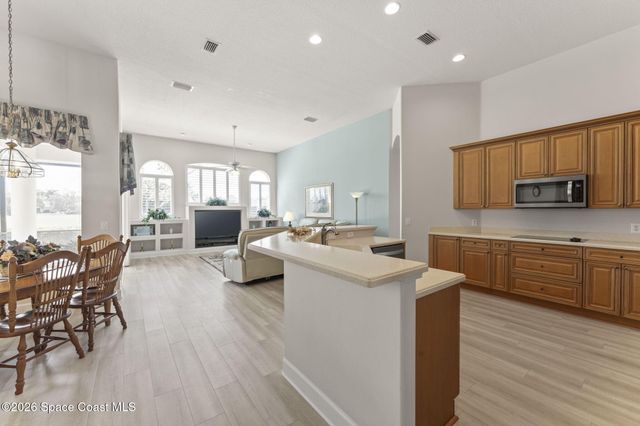 692 Nicklaus Drive, Melbourne, FL 32940