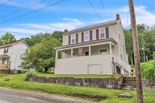 104 Highland Avenue, Avella, PA 15312