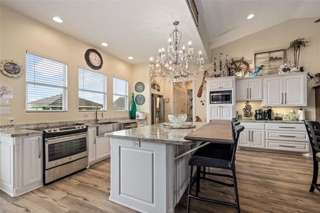2608 Breaker Drive, Port Bolivar, TX 77650