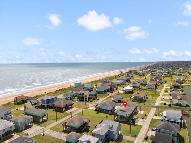 2608 Breaker Drive, Port Bolivar, TX 77650
