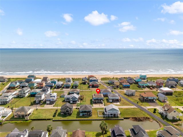 2608 Breaker Drive, Port Bolivar, TX 77650