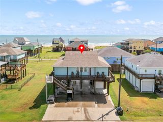 2608 Breaker Drive, Port Bolivar, TX 77650