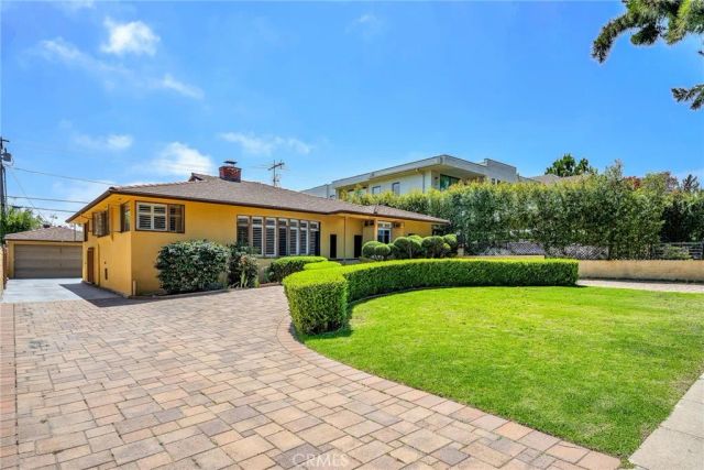 1130 Centinela, Santa Monica, CA 90403