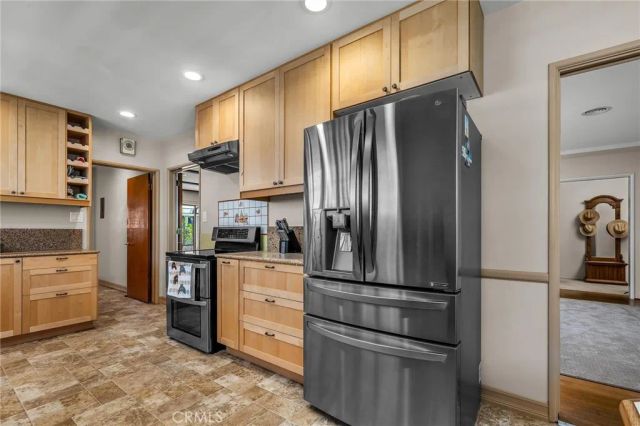 1130 Centinela, Santa Monica, CA 90403