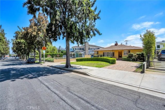 1130 Centinela, Santa Monica, CA 90403