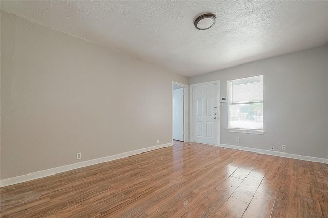 1114 Cresline Street, Houston, TX 77076