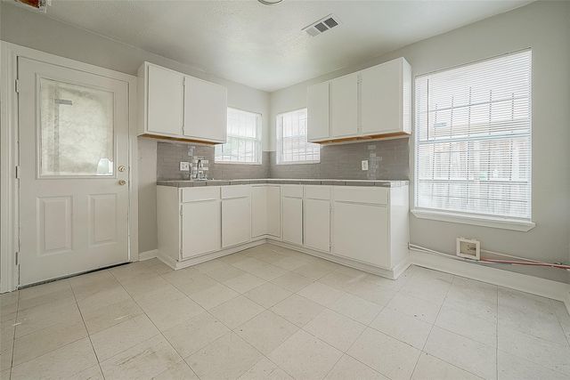 1114 Cresline Street, Houston, TX 77076