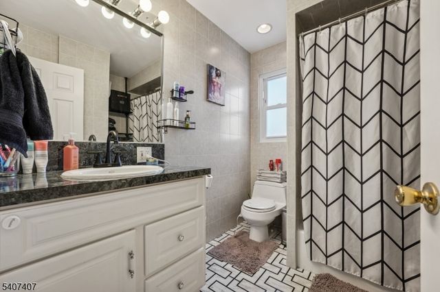 37 MARY STREET, Lodi Boro, NJ 07644