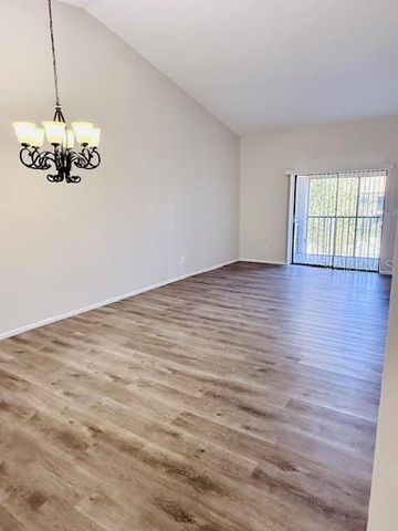 4991 PURITAN CIRCLE 522, Tampa, FL 33617