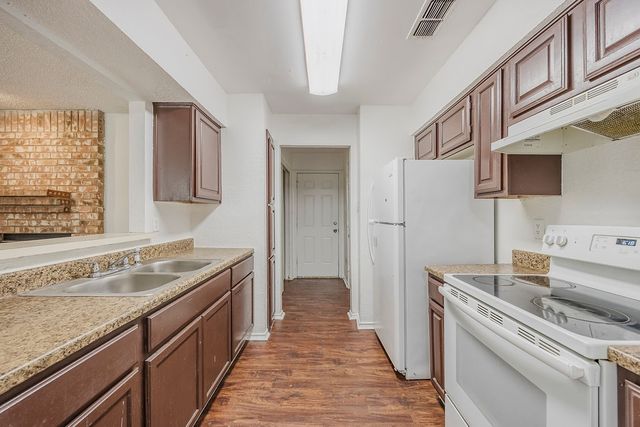 2332 Sherry Street, Arlington, TX 76014