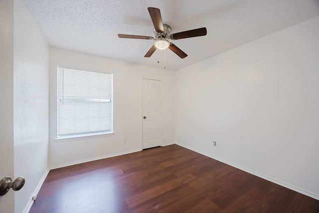 2332 Sherry Street, Arlington, TX 76014