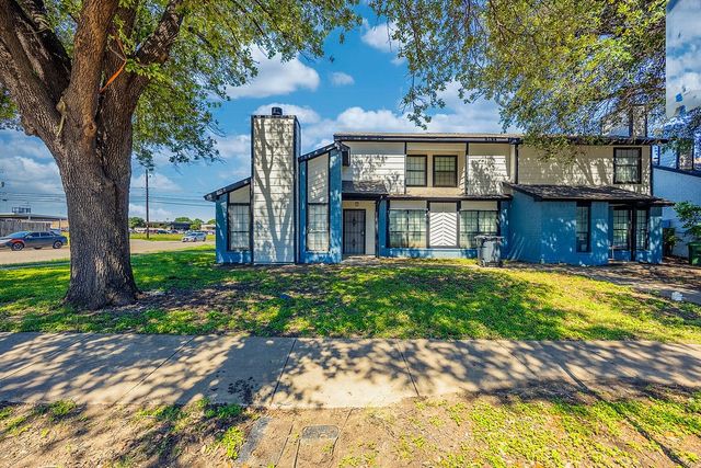 2332 Sherry Street, Arlington, TX 76014