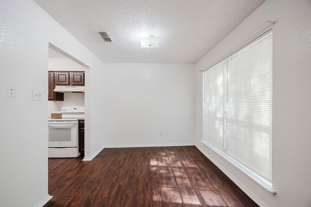 2332 Sherry Street, Arlington, TX 76014