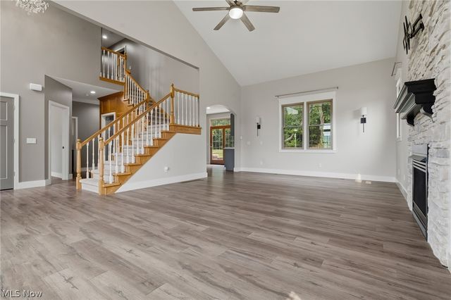 2559 Chadwell Circle NW, North Canton, OH 44720
