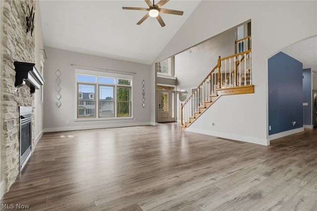 2559 Chadwell Circle NW, North Canton, OH 44720