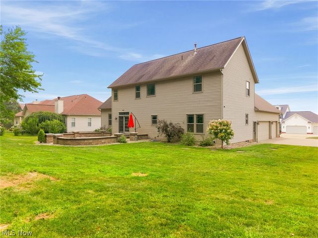 2559 Chadwell Circle NW, North Canton, OH 44720