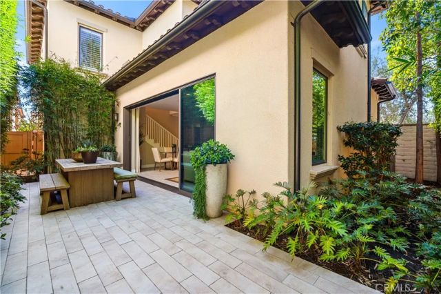 166 Villa Ridge, Irvine, CA 92602