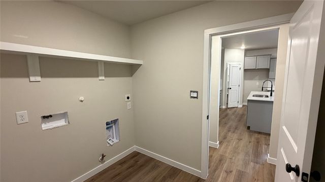 3545 Sepehr Lake Dr, Robstown, TX 78380