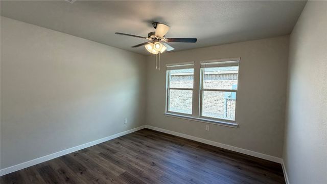 3545 Sepehr Lake Dr, Robstown, TX 78380