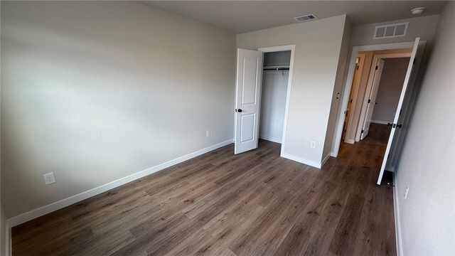 3545 Sepehr Lake Dr, Robstown, TX 78380